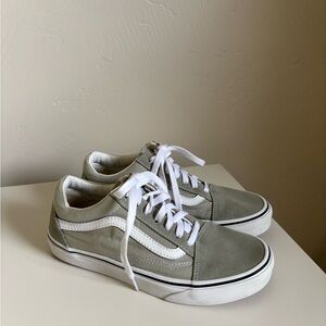 Old Skool Vans olive green